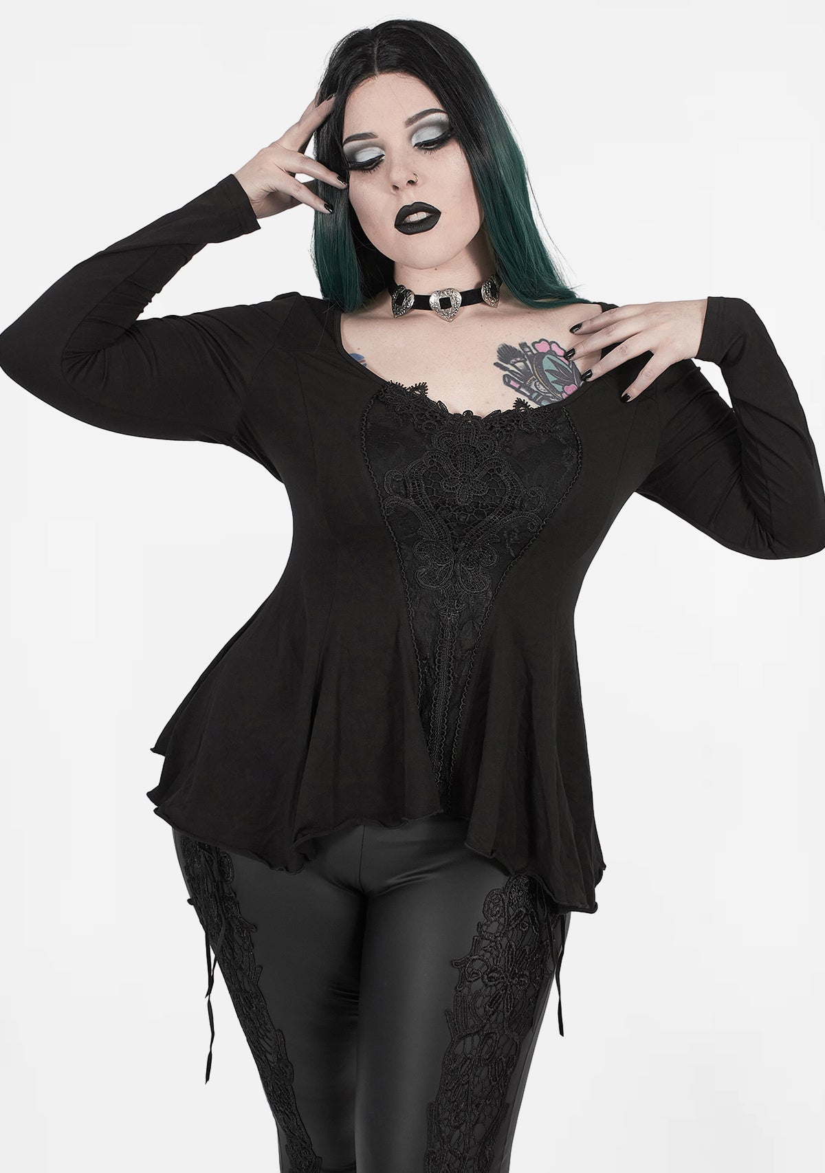 Goth Plus Size Perspective Decal T-shirt
